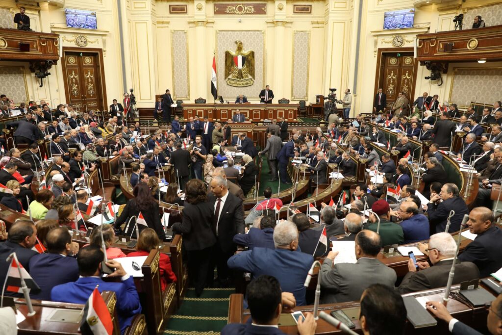 البرلمان المصري يوافق على مد حالة الطوارئ المستمرة منذ 27 شهرًا - CNN ...